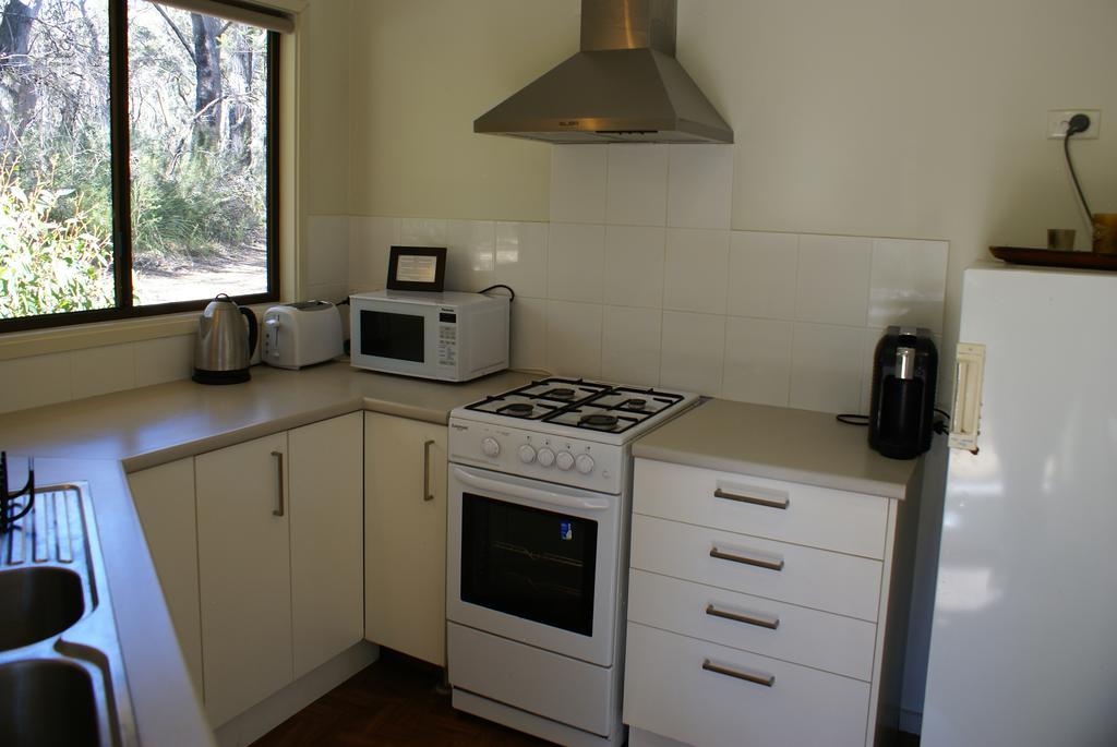 Twin Falls Bush Cottages Fitzroy Falls Extérieur photo